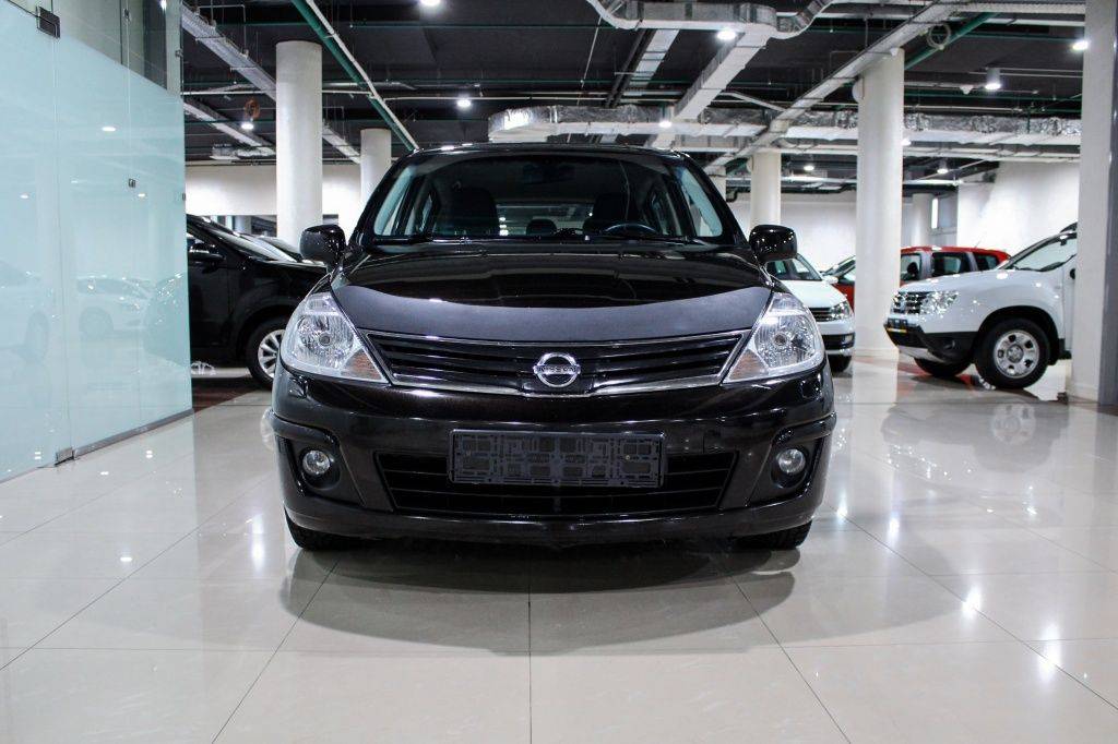 Купить Tiida с пробегом